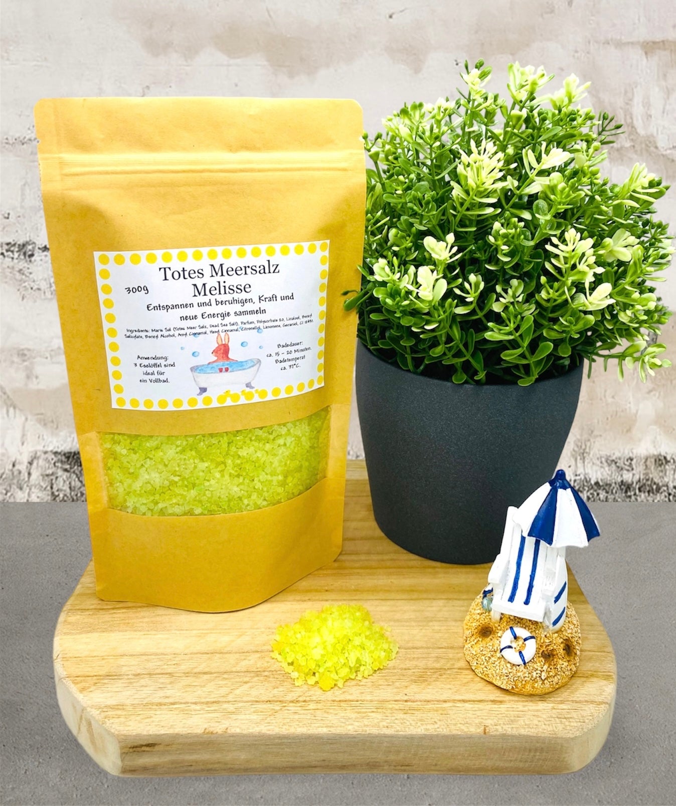 Melissa magi: badesalt i trykte kraftpapirposer, med et sødt kaninbad i karret!